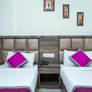 crystal-residency.kerala-hotels.net/