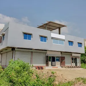 O Mayur Hotel