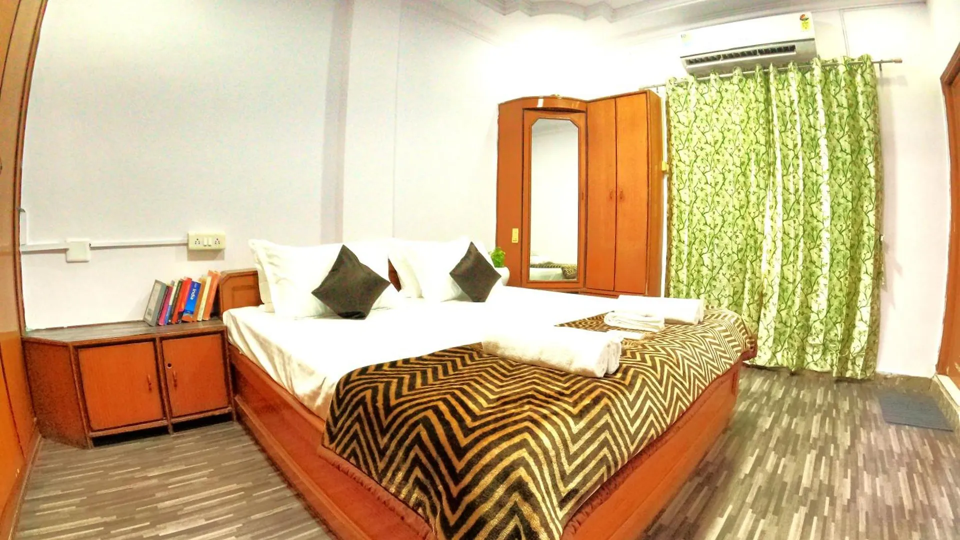 Nomadic Hostel Udaipur India